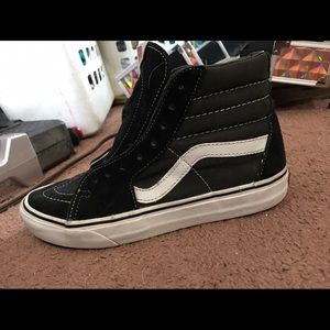 Great condition lightly worn skate highs