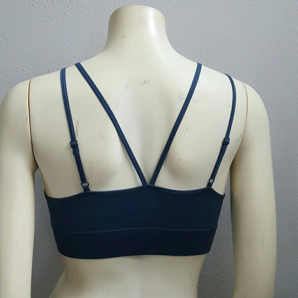 CLEARANCE Strappy criss cross bralette - Picture 2 of 3