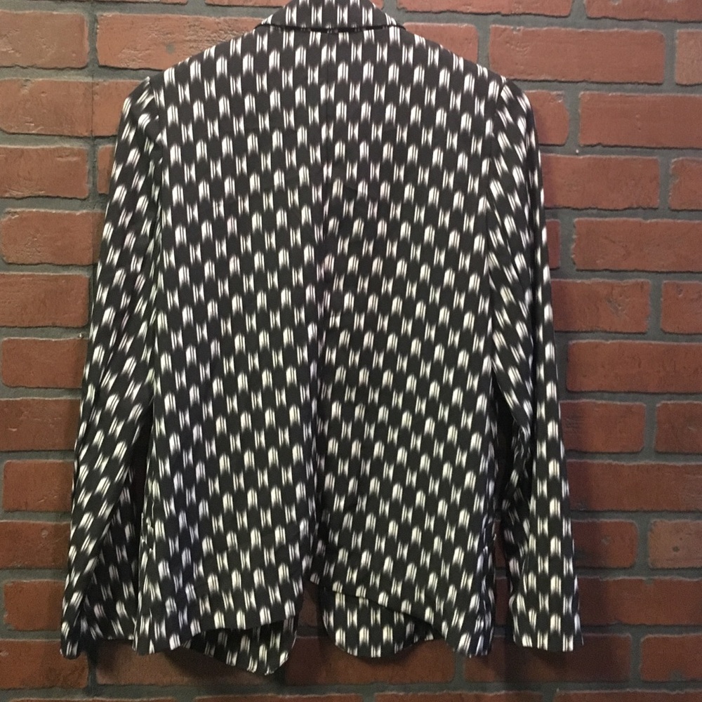 HM patterned Blazer🌹 - Picture 3 of 4