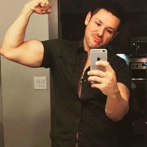 Meet your Posher, Alex