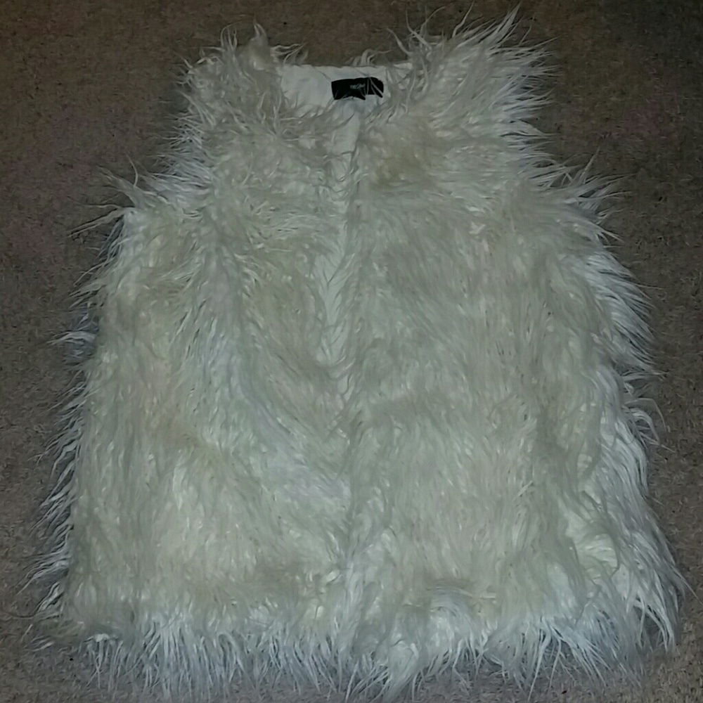 Fur vest