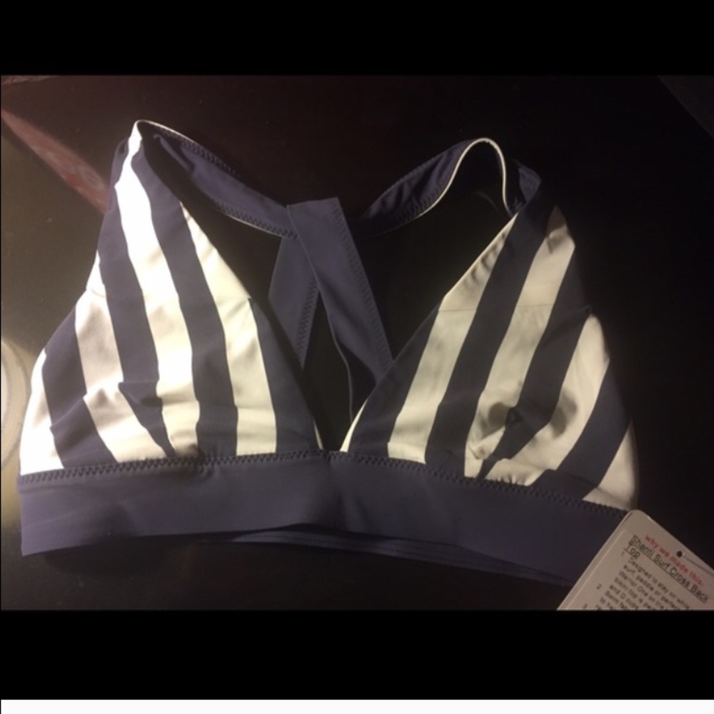 Lululemon shanti surf bikini top