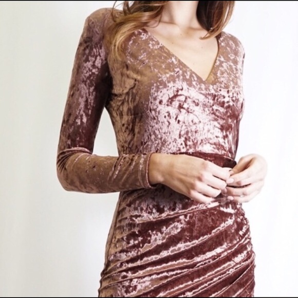 Velvet Kisses Dress - Picture 2 of 2