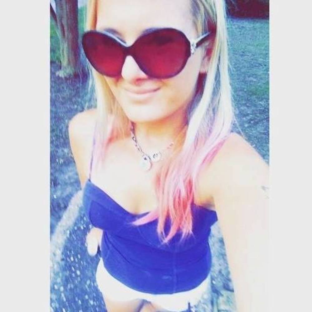 Meet your Posher, Tiffany