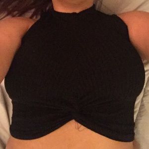 Black crop top with twist