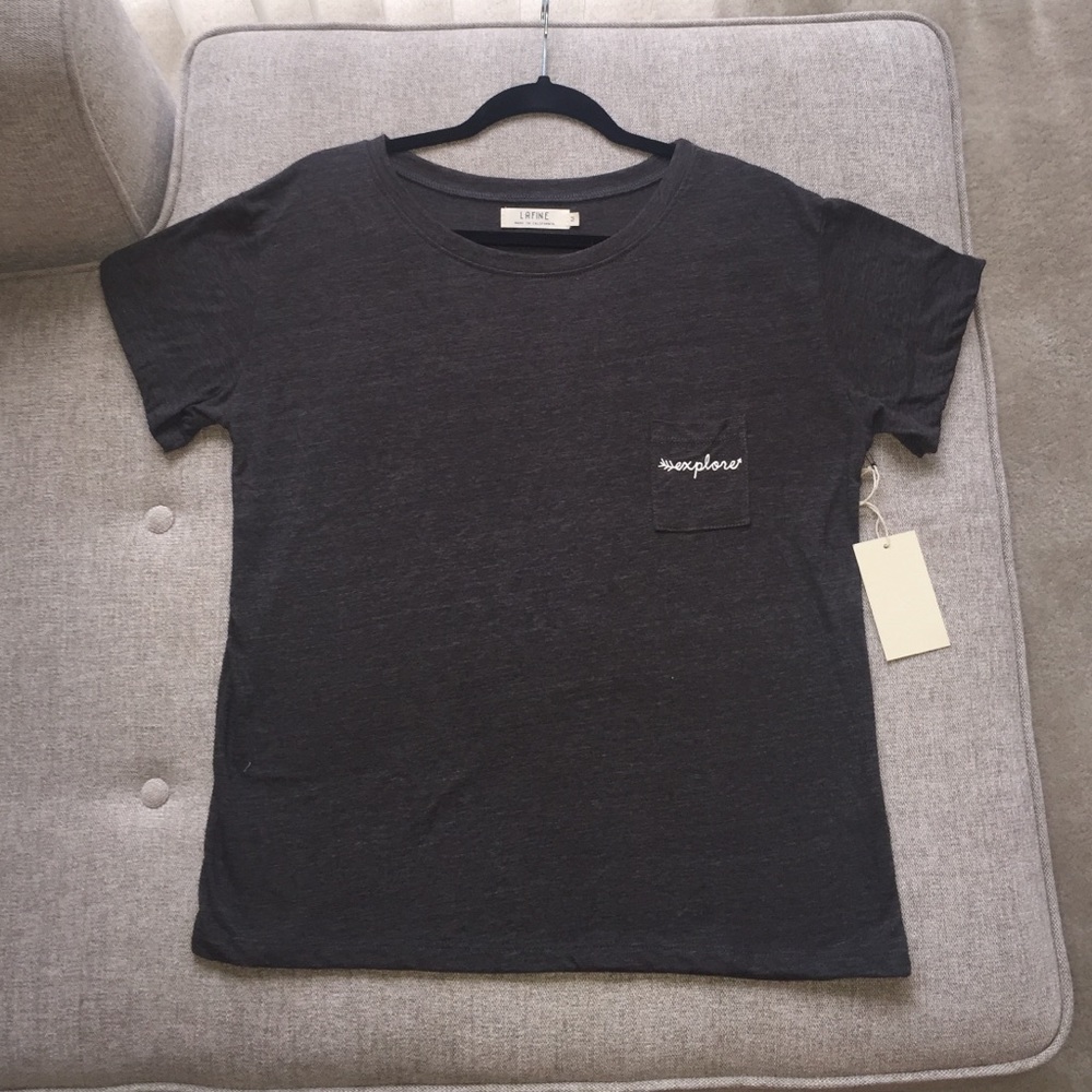 " EXPLORE " short sleeved pocket tee. Size medium