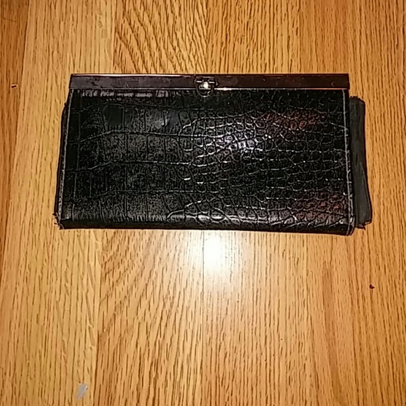 Wallets - Picture 2 of 2