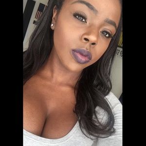 Meet your Posher, Ambeur
