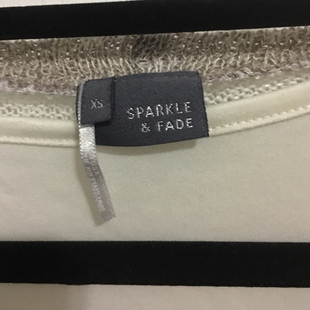 Sweater - Picture 2 of 3