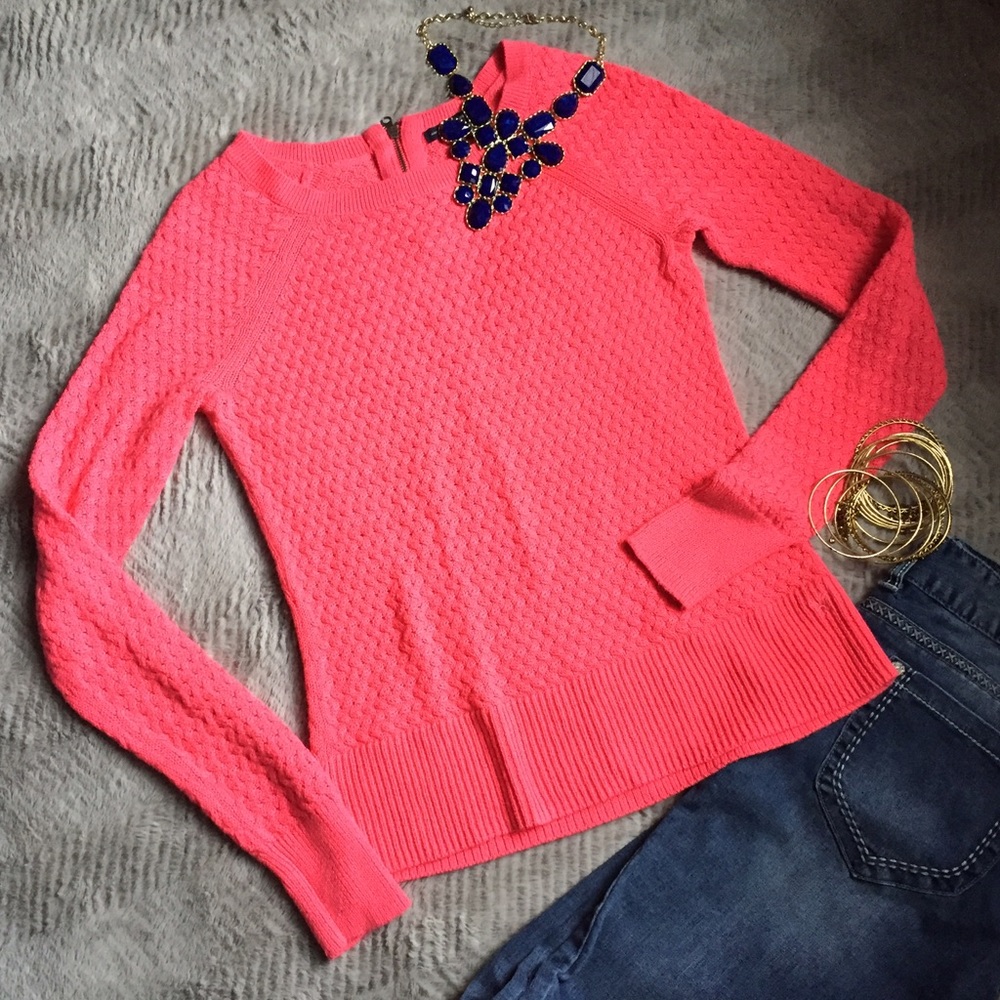 AEO Bright Pink Sweater