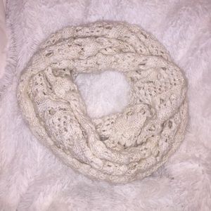 Infinity scarf