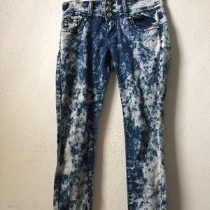 VIP acid wash skinnys