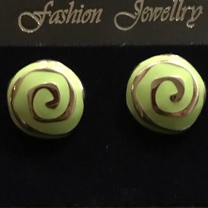 Earring