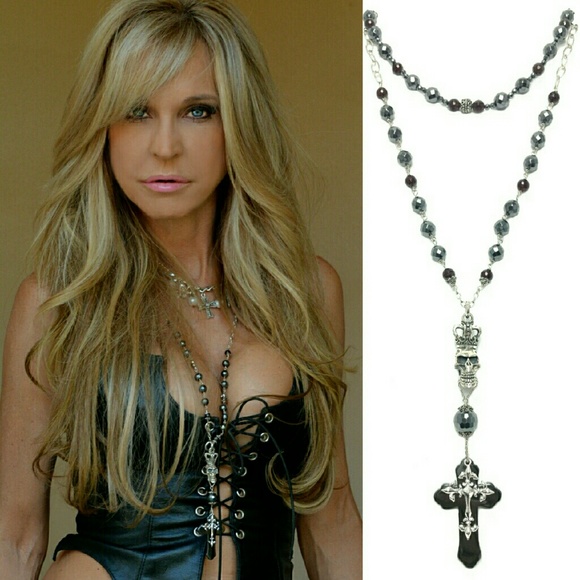 Sterling Silver Skull Cross Kinley Necklace - Picture 1 of 4