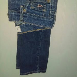 1 HR ONLY!!Hollister skinny jeans!