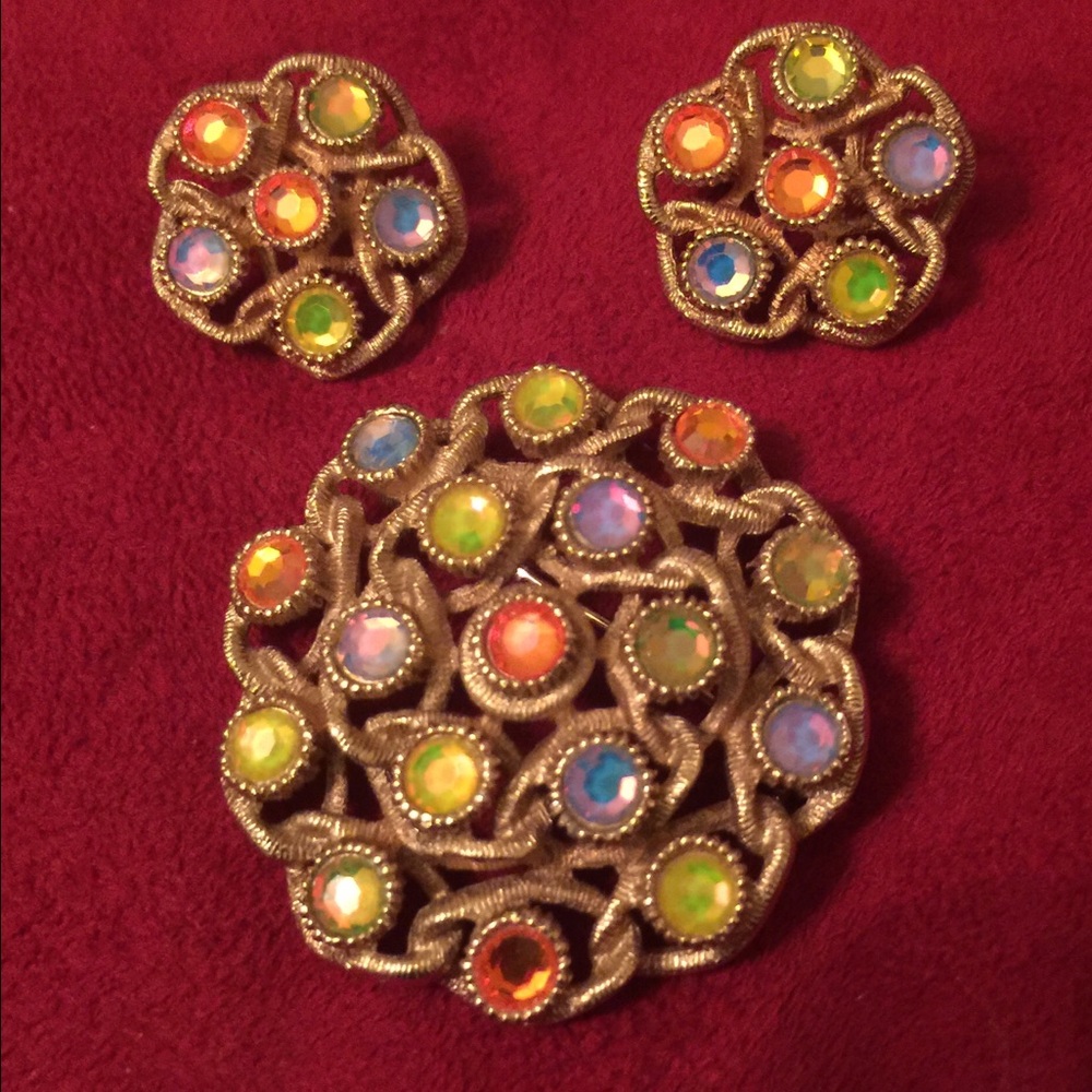Gorgeous Sarah Coventry Set - Vintage