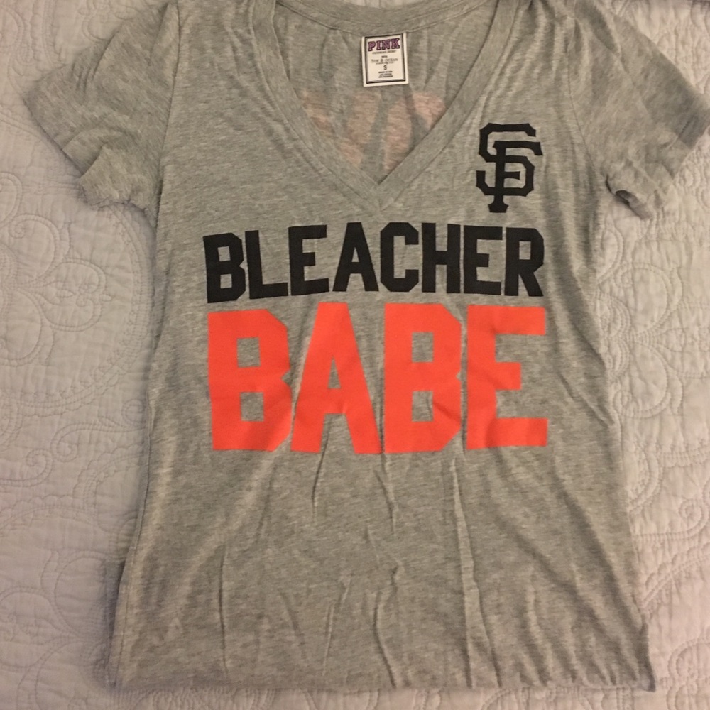 SF Giants VS Pink Tshirt