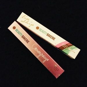 2 Smudge Free Lip Whips