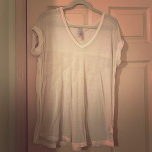 Free people off white tshirt