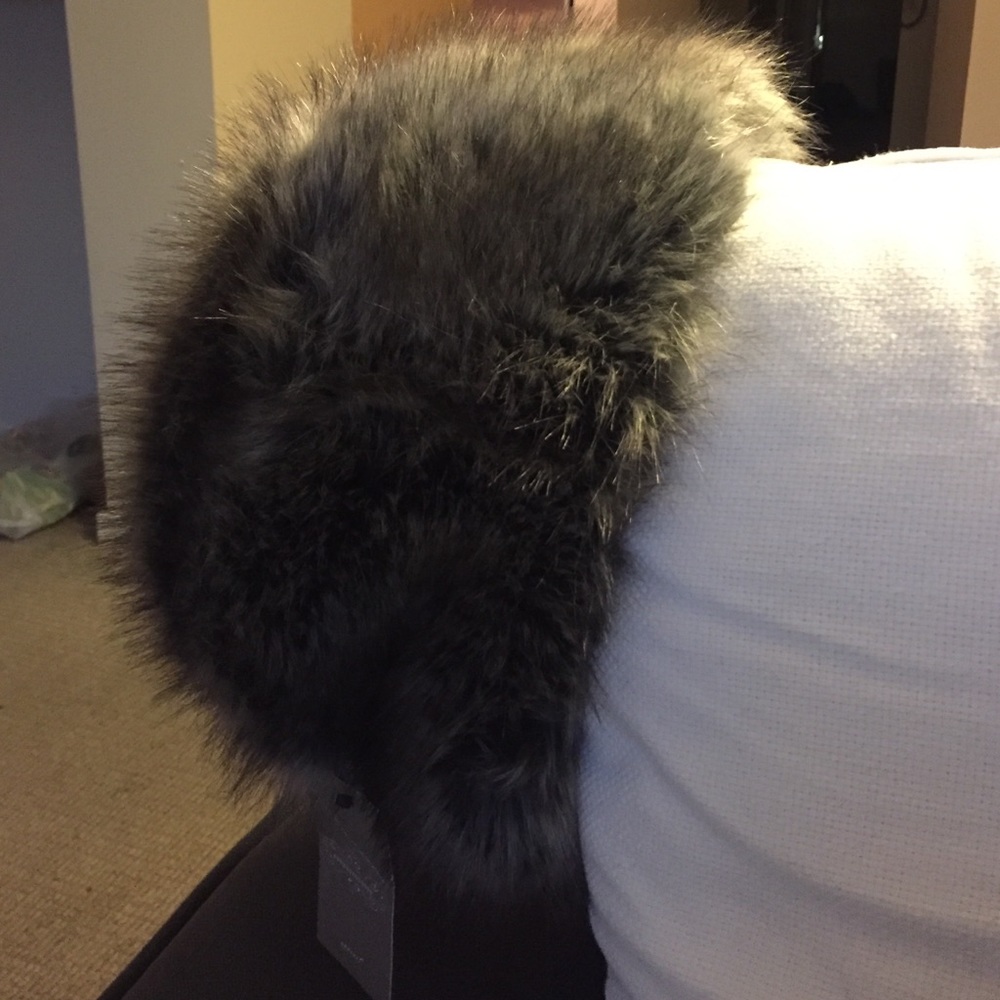 Faux fur hat Anthropologie NWT Helen Moore grey