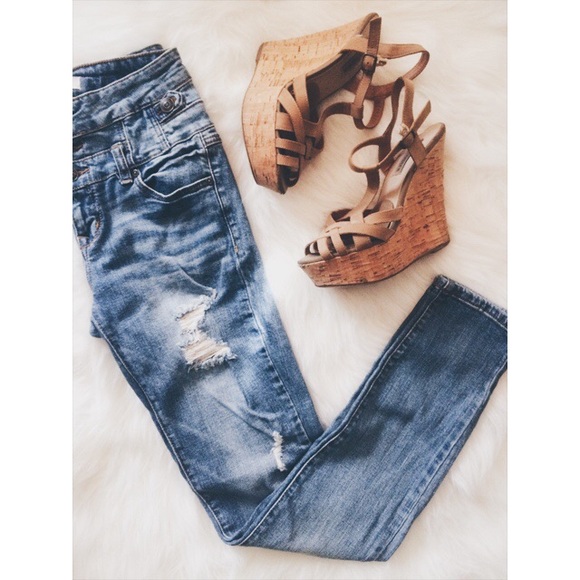 Eunina Denim - • Eunina • High-Waisted Jeans