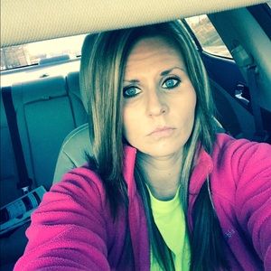 Meet your Posher, Nikki