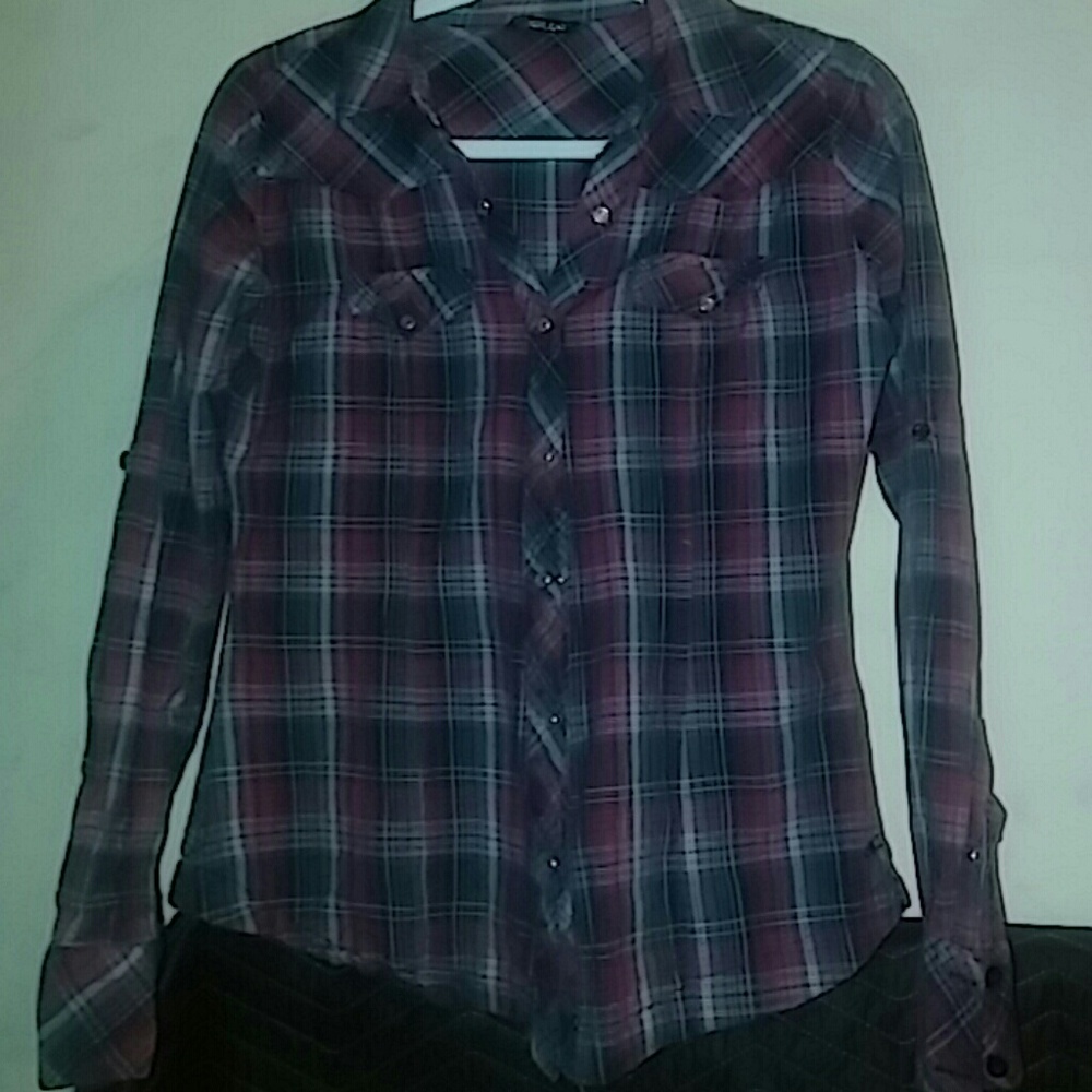 O'NEILL plaid "button" down shirt EUC ADORABLE!