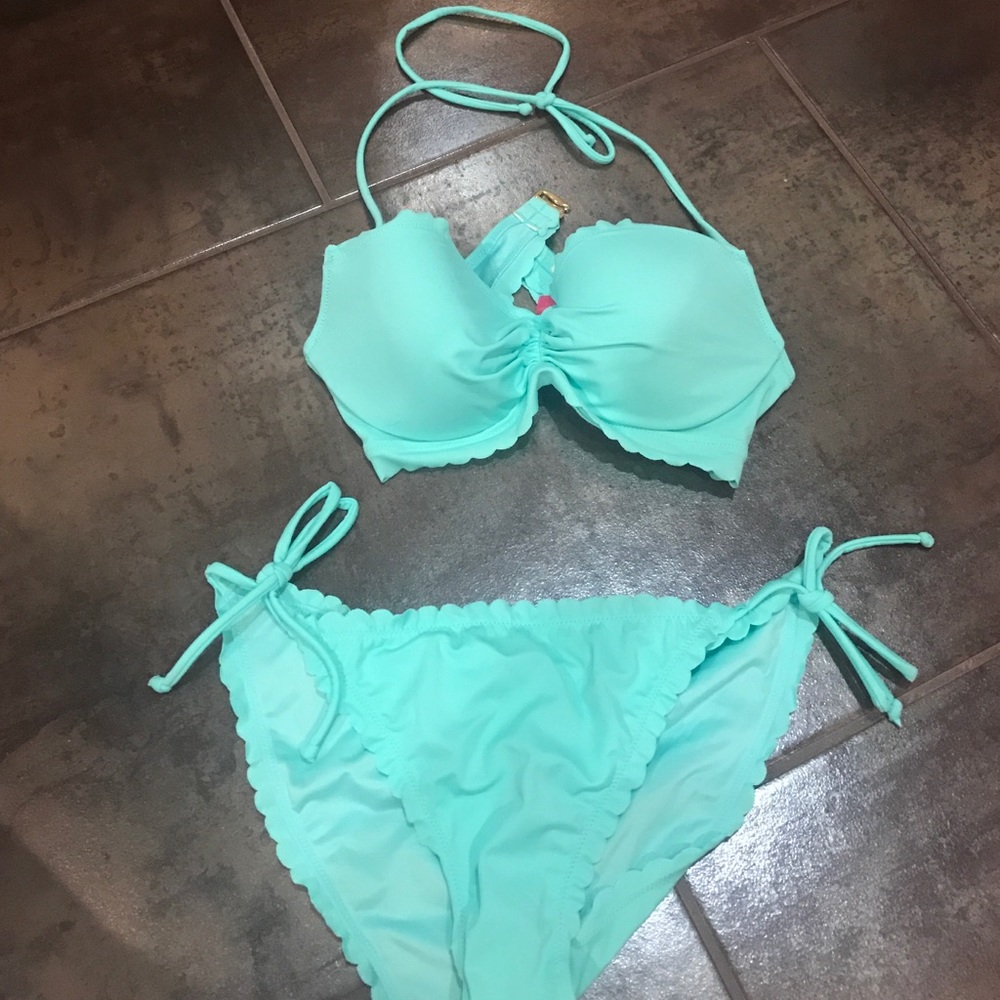 VICTORIA SECRET BLUE SWIM SUIT NEVER WORN