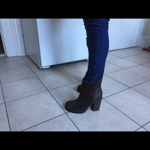 Never worn SAM EDELMAN BROWN SUEDE BOOTIES!