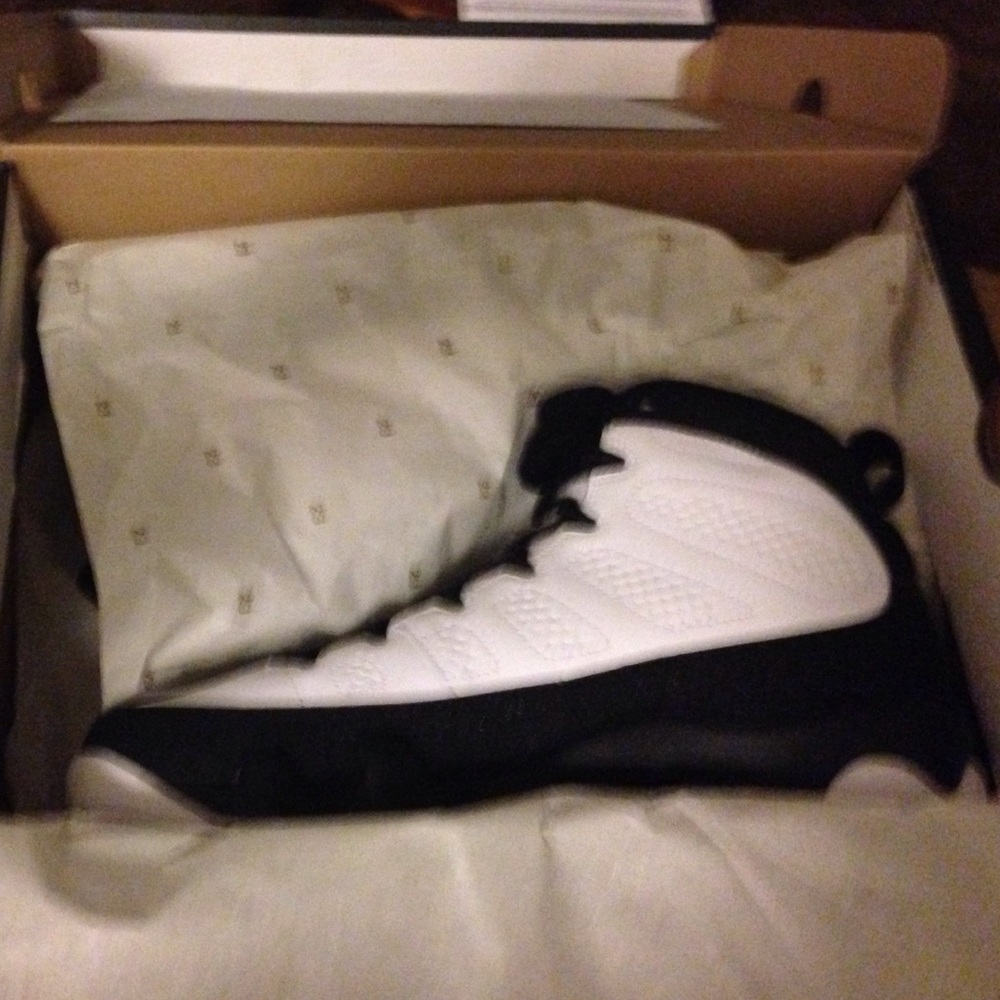 Micheal Jordan retro 9's
