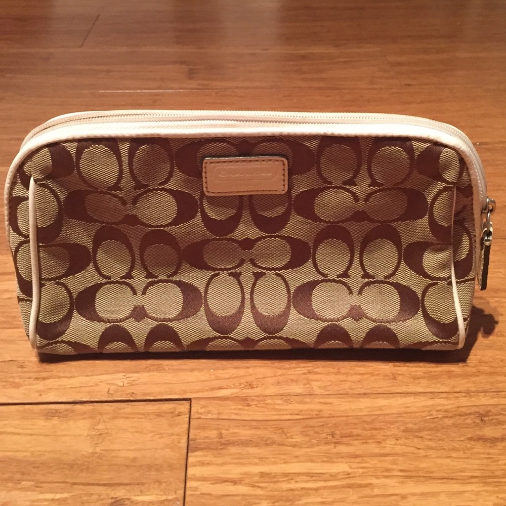 Coach pouch/makeup bag