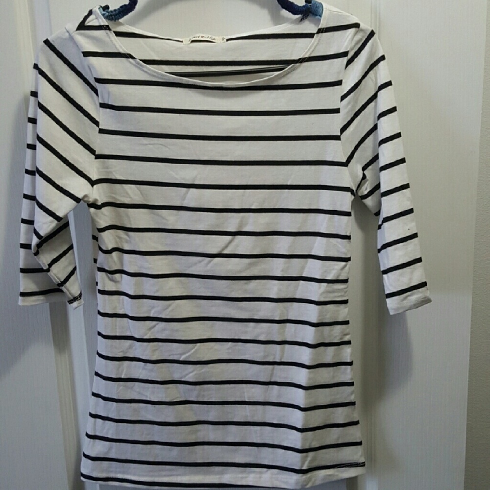 Striped boat neck top