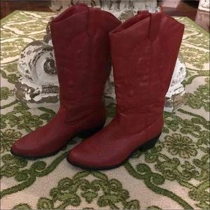 Red cowgirl boots