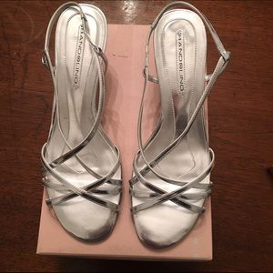 Bandolino silver strappy heels size 8.5