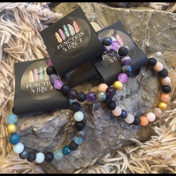 Last!Gemstone Lava Stone Diffuser Stretch Bracelet - Picture 2 of 6