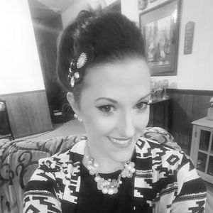 Meet your Posher, Jen