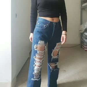 Final sale! Vintage Levi's High Waisted Destroyed