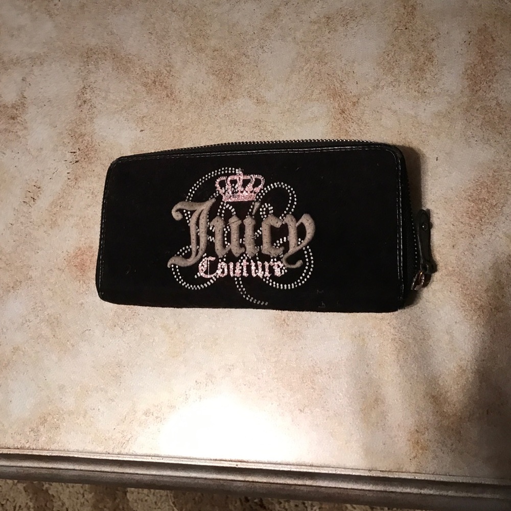 Black velvet Juicy Couture wallet