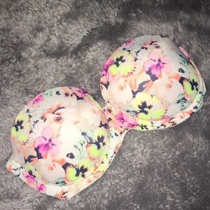PINK Victoria's Secret bra