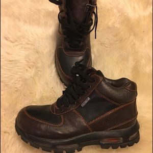 Men's Nike ACG Size 8.