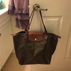 Longchamp tote