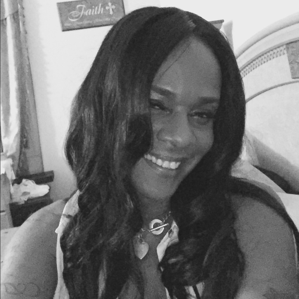 Meet your Posher, Dawnielle