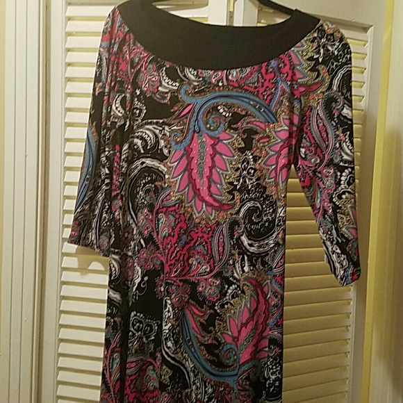 Dress - Picture 2 of 2