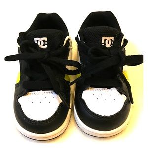 🏂 D.C. Boys Skater Style Sneakers