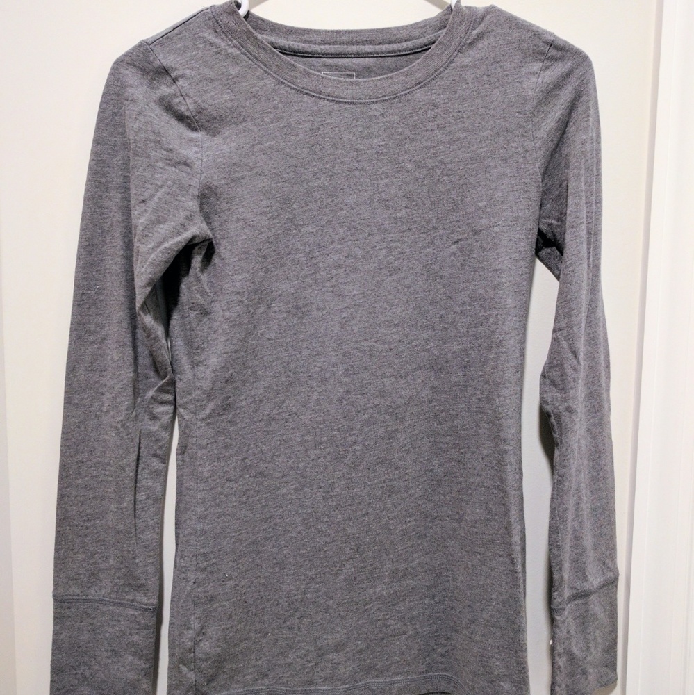 Gray Mossimo Casual Long Sleeve Tee