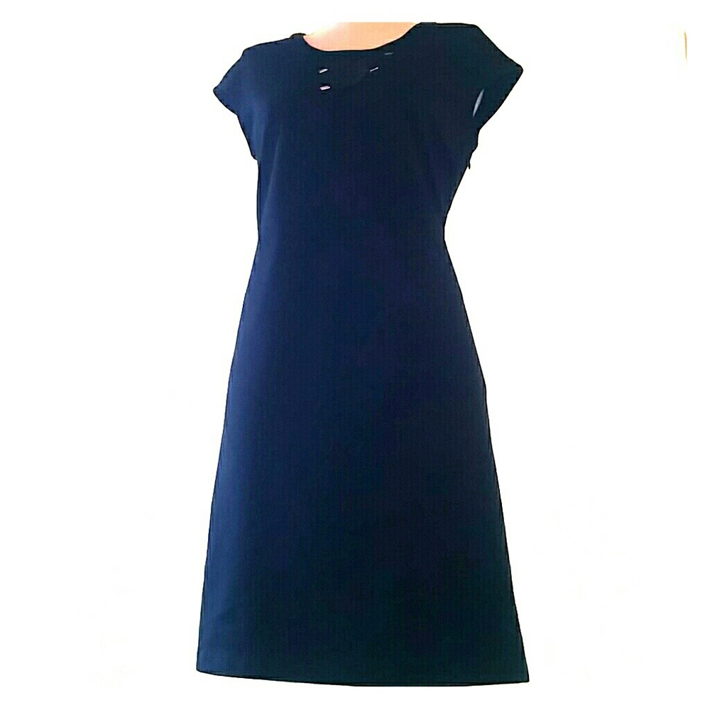 Dana Buchman Black Dress
