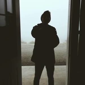 Meet your Posher, Majed