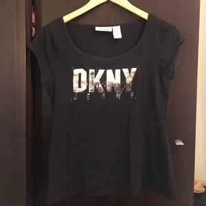 DKNY black tee.