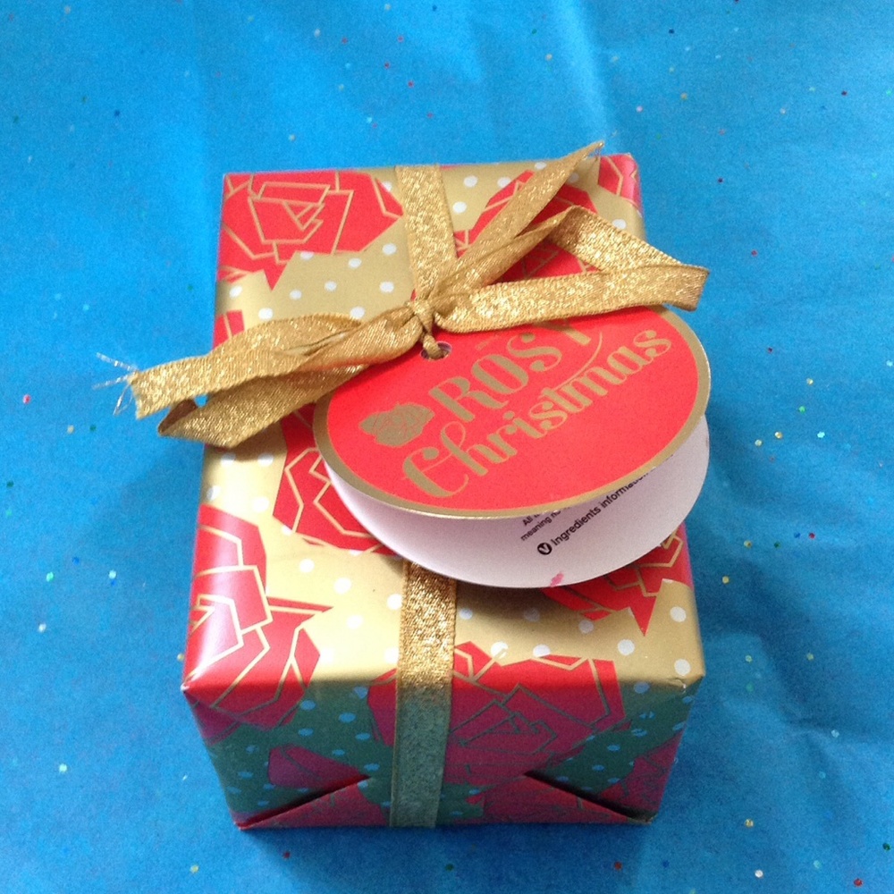 🌹Lush Cosmetics "Rosy Christmas Gift"🌹