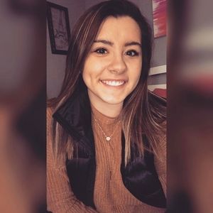 Meet your Posher, Alli